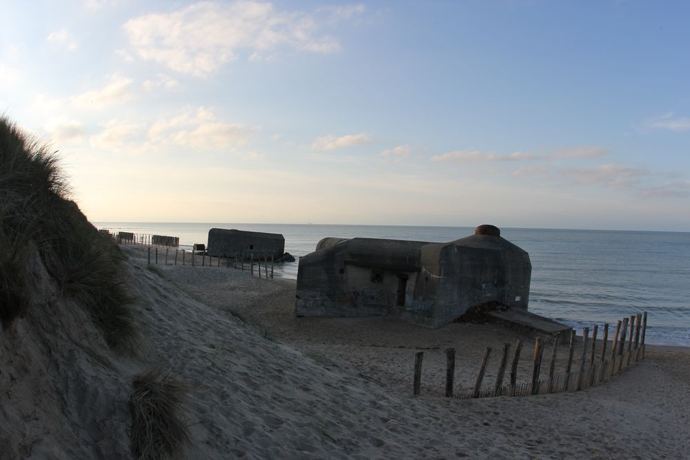 Les blockhaus de la plage.